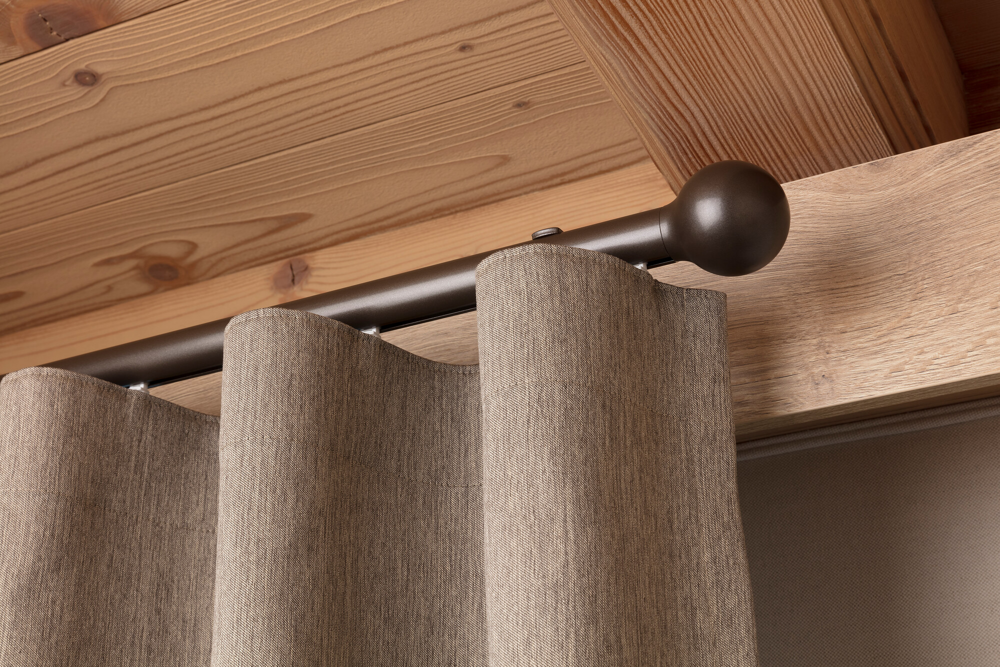 Ηλεκτροκήνιτα Κουρτινόξυλα